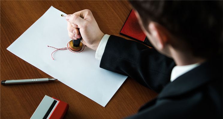 香港公司公證可以自己過港辦理嗎？