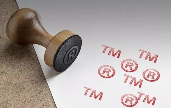 香港公司持有的商標要授權給大陸公司在國內使用怎么辦理轉遞加章公證手續(xù)？