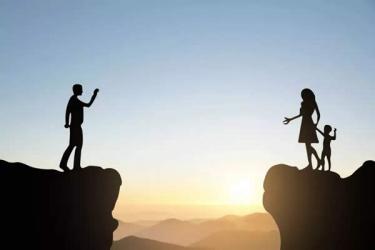 香港離婚證用于內(nèi)地再婚怎么辦理加轉(zhuǎn)遞章公證手續(xù)？