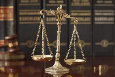 香港結(jié)婚離婚要出售內(nèi)地房子需要辦理公證，是否可以在大陸辦理嗎？