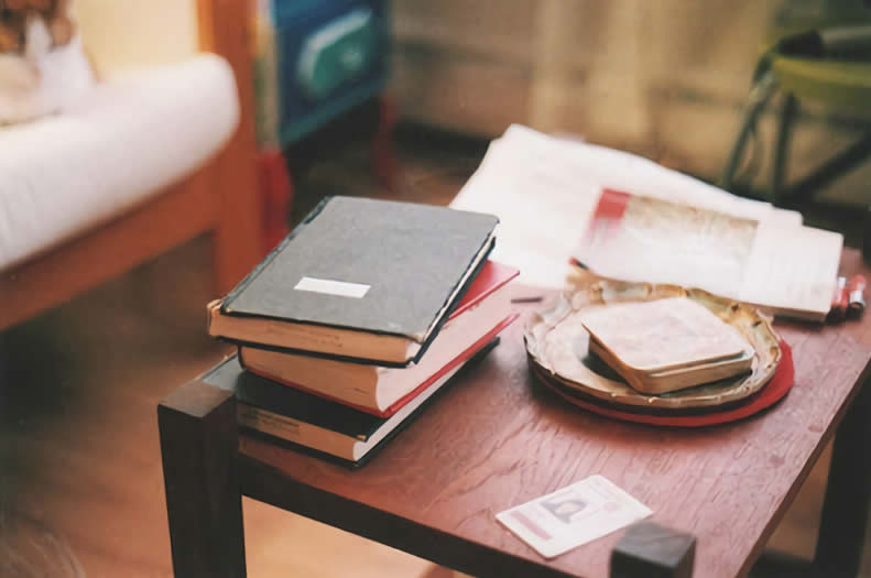 香港個(gè)人授權(quán)委托銀行辦理房產(chǎn)證及相關(guān)繳費(fèi)事宜公證該如何辦理呢？