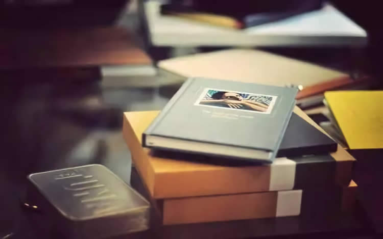 小孩香港出生父母離異現(xiàn)要在深圳讀書該怎么辦理親屬關(guān)系公證書？