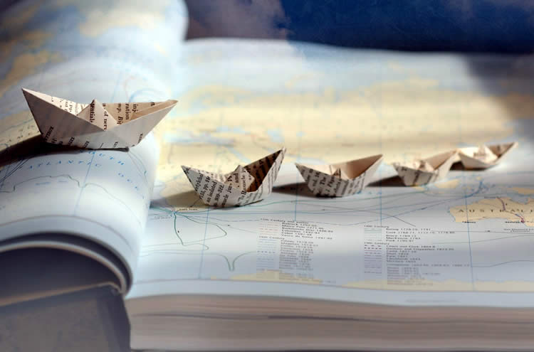 香港人在內(nèi)地與他人發(fā)生借貸糾紛要授權(quán)委托律師訴訟怎么辦理公證呢？