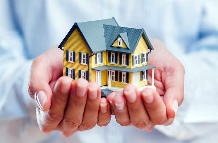 香港人要接受父母贈(zèng)與的大陸房產(chǎn)但人不方便回內(nèi)地要怎么辦理公證？