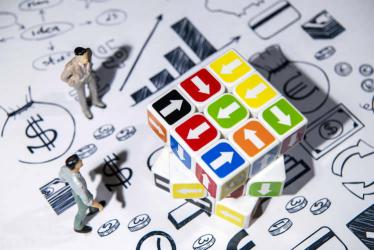 香港公司改名了現(xiàn)要跟工商部門變更其持有的內(nèi)地公司的股東名稱如何辦理公證手續(xù)？