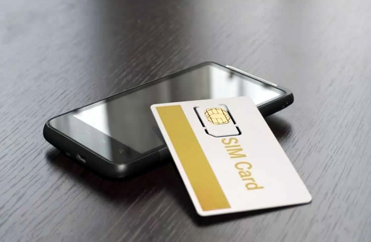 英文的香港改名契怎么做翻譯公證用于在中國大陸辦理手機號碼過戶？