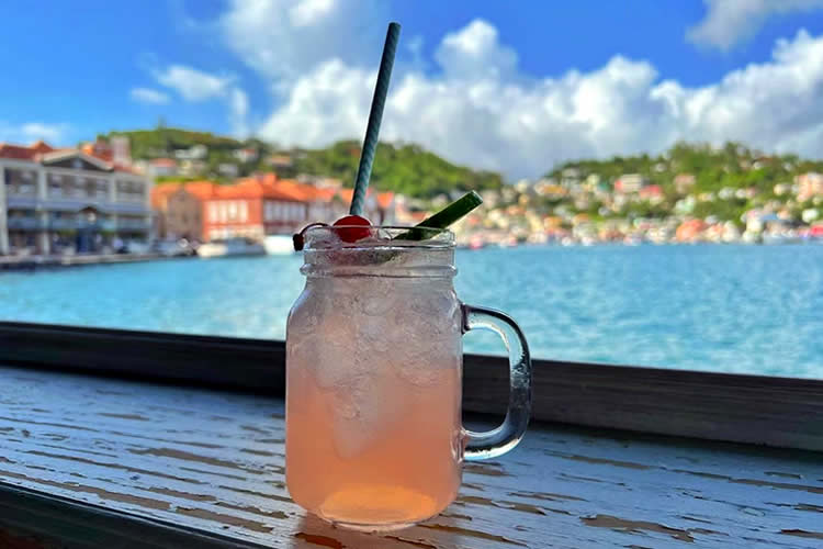 改過兩次名的香港人如何辦理同一人聲明公證書用于在內(nèi)地更改個(gè)人信息之用？