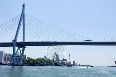 移民香港后要變更內(nèi)地房產(chǎn)信息怎么公證香港護(hù)照和中國(guó)內(nèi)地護(hù)照都是同一個(gè)人呢？