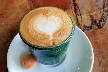 喪偶的香港人現(xiàn)要和前夫在內(nèi)地復婚如何辦理單身未婚聲明書公證？