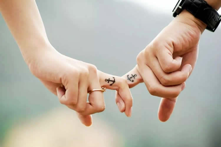 香港人和澳門人結(jié)婚，現(xiàn)要出售內(nèi)地名下的房產(chǎn)怎么辦理香港結(jié)婚證公證？ 