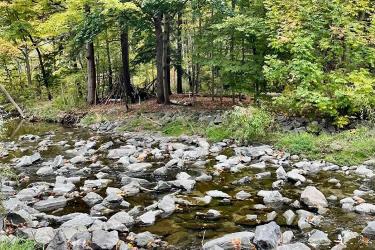 香港結(jié)婚證用于在內(nèi)地辦理離婚手續(xù)的公證書可以附雙方的身份證嗎？