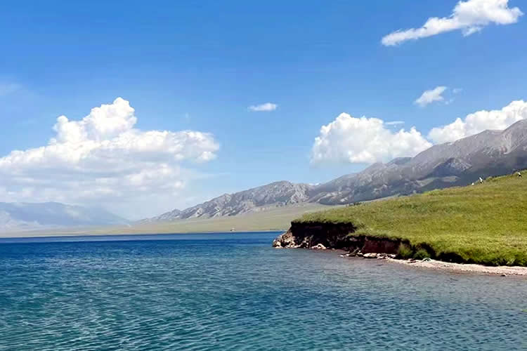 香港父親在內(nèi)地死亡，要繼承他在內(nèi)地的遺產(chǎn)怎么辦理親屬關(guān)系及遺囑狀況聲明書公證？