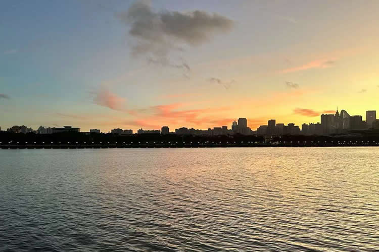 香港無限公司要在內(nèi)地法院訴訟怎么辦理授權(quán)委托書公證？