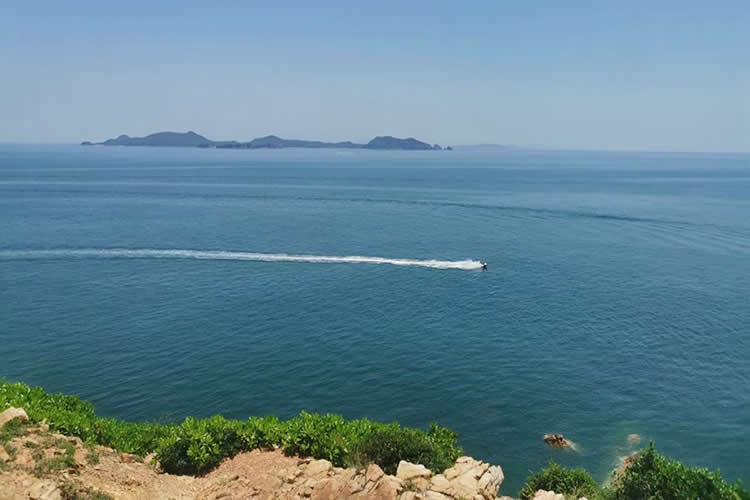 內(nèi)地人在香港結婚后要跟公司申請婚假怎么辦理香港結婚證公證？