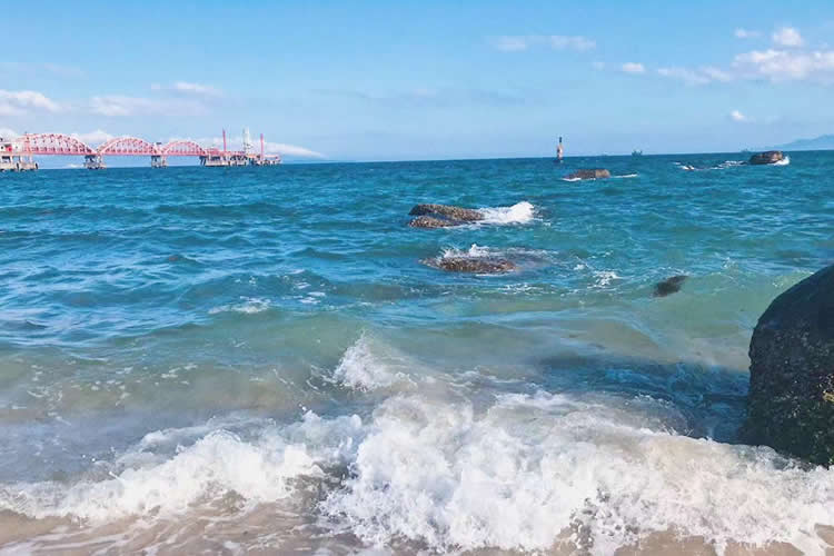 內(nèi)地人在香港離婚后現(xiàn)要在河南省洛陽(yáng)市再婚怎么公證離婚證呢？