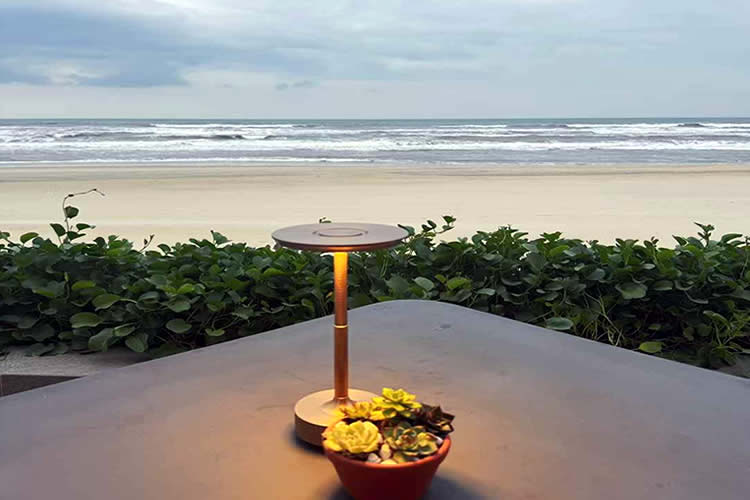 香港居民和內(nèi)地居民在香港結(jié)婚后怎么辦理婚姻狀況及家庭成員聲明書公證？