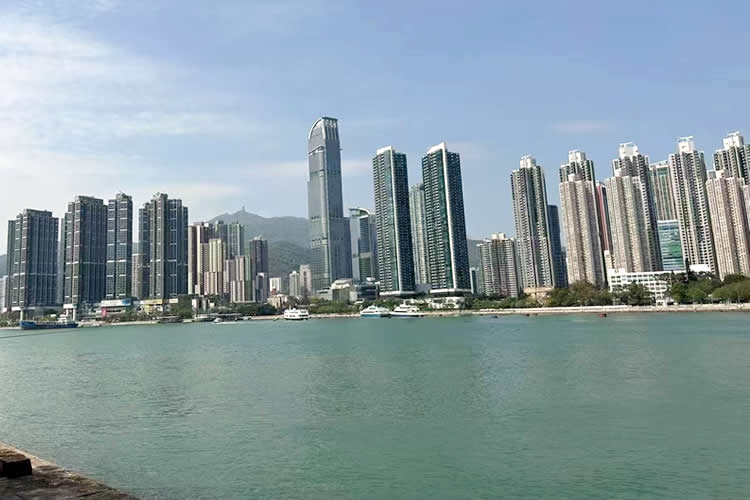 內(nèi)地人的香港結(jié)婚證怎么公證用于申請申根旅游簽證呢？