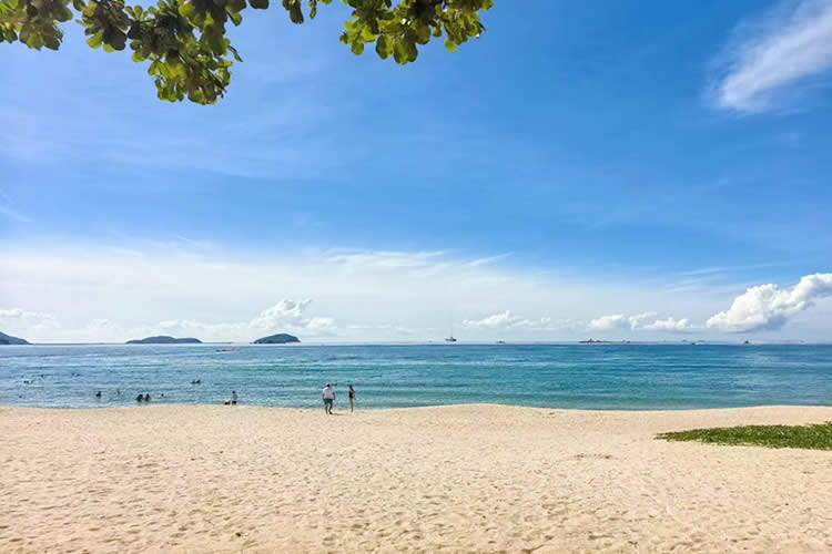 新西蘭籍華人在香港結(jié)婚后更改了姓名要怎么辦理香港結(jié)婚證公證呢？