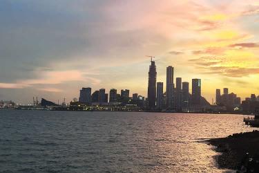 要繼承離異父親生前在內(nèi)地的房產(chǎn)怎么辦理香港親屬關(guān)系及遺囑狀況聲明書公證呢？